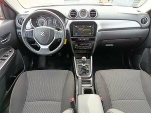 Suzuki Vitara 1,4 BOOST COMFORT 34.555 km 16.960 &euro; Höhenkirchen-Siegertsbrun 85635