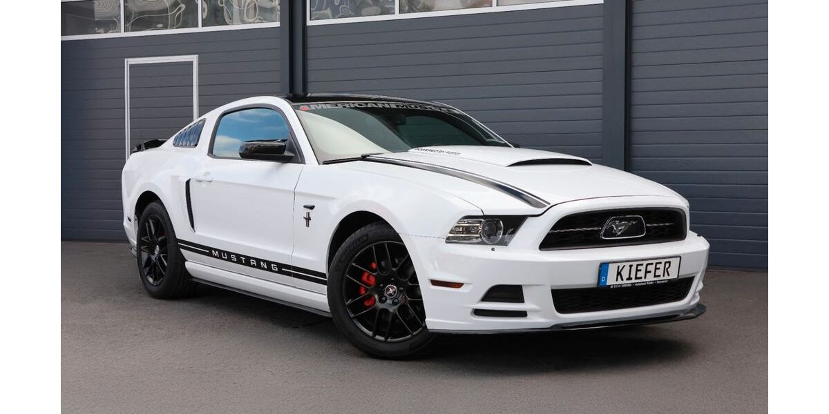 Ford Mustang 93.909 km 18.950 &euro; Rennerod 56477