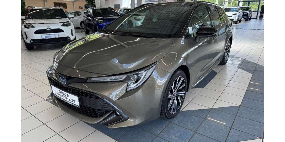 Toyota Corolla 34.760 km 23.890 &euro; Paderborn-Elsen 33104