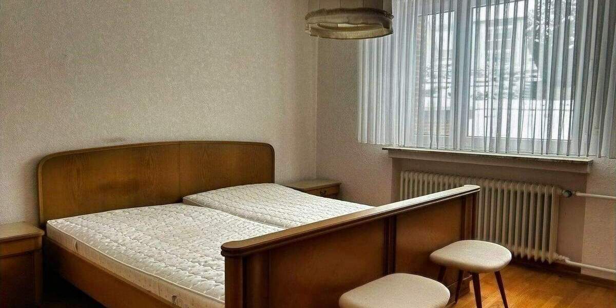 Einfamilienhaus Steinheim Sandebeck - 9 Zimmer, 209 m&sup2;, 249.000&euro; | Angebot:25069585