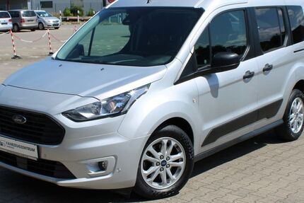 Ford Tourneo Connect 68.821 km 16.990 &euro; Sandkrug 26209