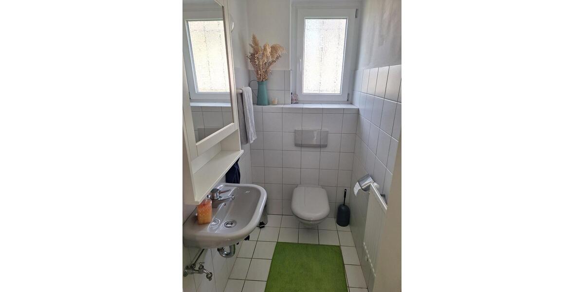 Einfamilienhaus Hennef (Sieg) - 9 Zimmer, 236 m&sup2;, 2.450&euro; | Angebot:26148472