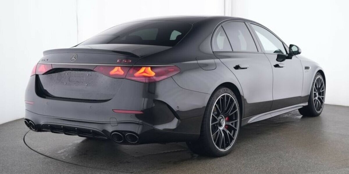 Mercedes-Benz E 53 AMG Hybrid 4M+ PREMIUM+ DYNAMIC PLUS- PANO! 11.408 km 92.990 &euro; Groß-Umstadt 64823
