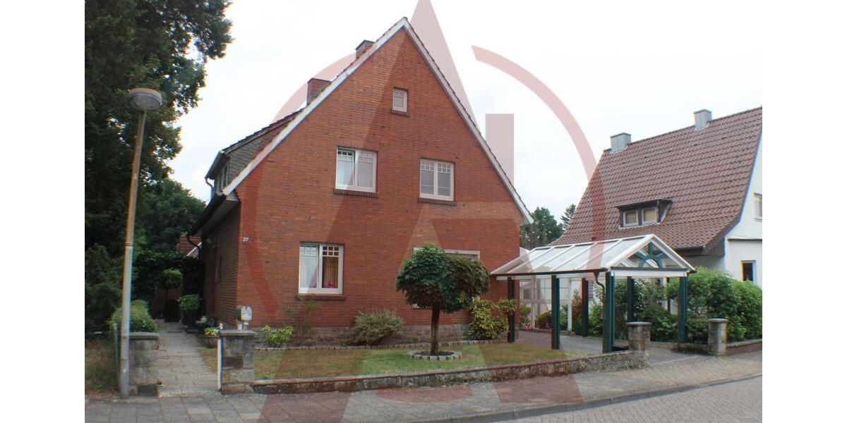 Einfamilienhaus Lingen (Ems) - 6 Zimmer, 140 m&sup2;, 1.150&euro; | Angebot:24845548