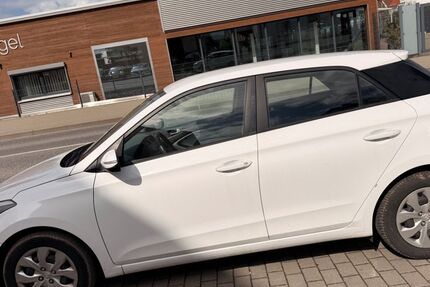 Hyundai i20 104.000 km 5.490 &euro; Worms 67551