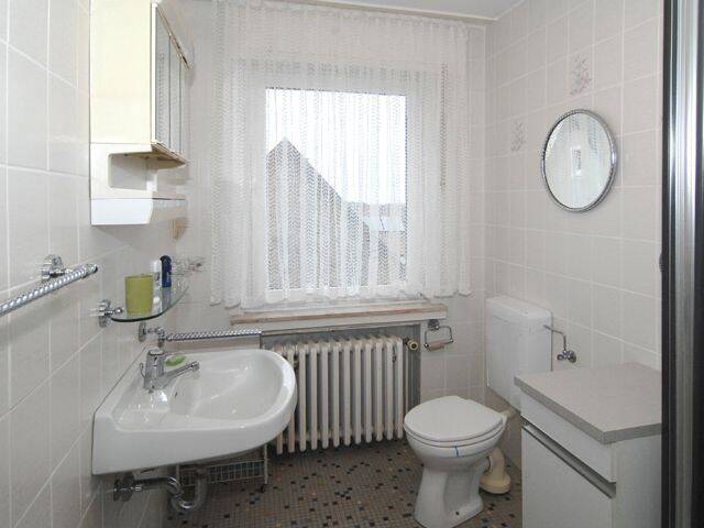 Mehrfamilienhaus, Wohnhaus Rüthen Kallenhardt - 8 Zimmer, 158 m&sup2;, 255.000&euro; | Angebot:25958379