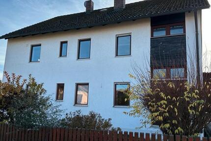 Haus Beratzhausen - 8 Zimmer, 198 m&sup2;, 565.000&euro; | Angebot:26419974