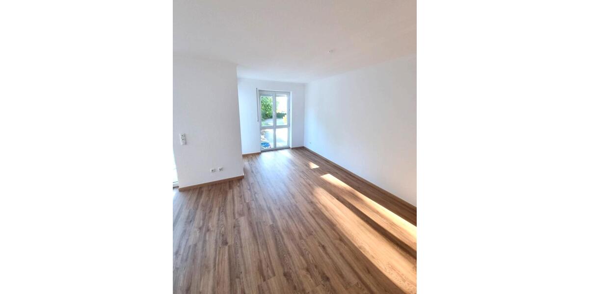 Etagenwohnung Trier Kürenz - 3 Zimmer, 93 m&sup2;, 1.200&euro; | Angebot:26401961
