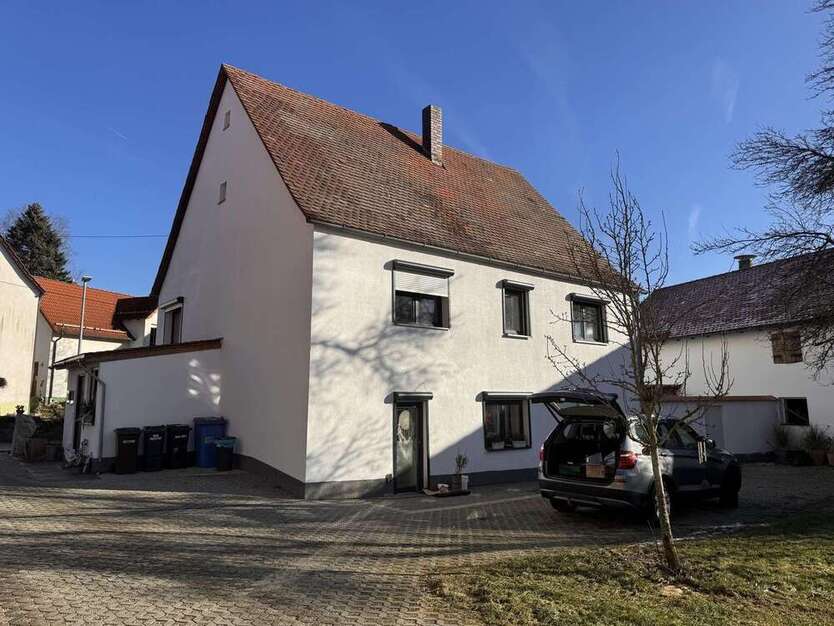 Haus zum Kaufen in Altdorf b. Nürnberg 499.000 € 137 m²