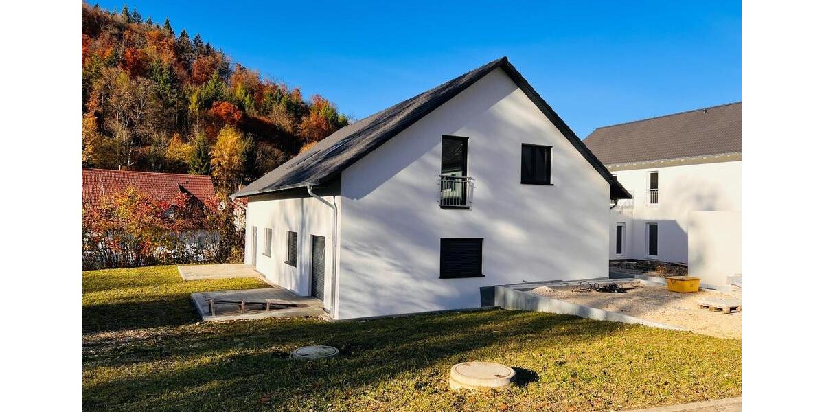 Bezugsfertige Doppelhaushälfte für Privat oder Kapitalanleger 4 zimmer