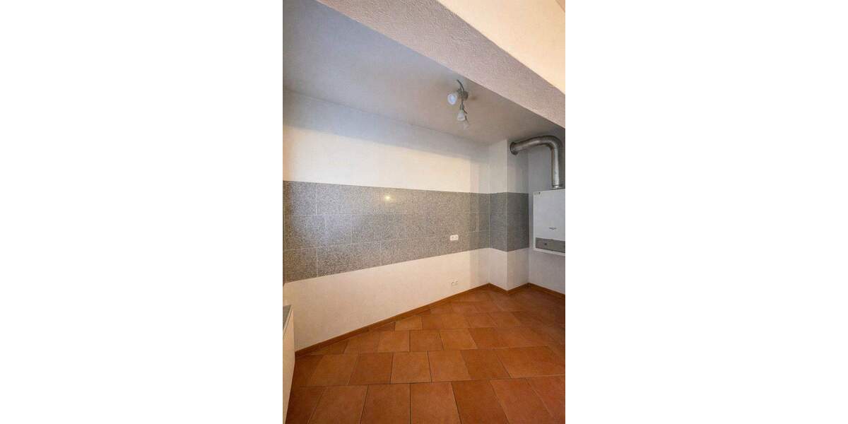 Etagenwohnung Essen Holsterhausen - 3 Zimmer, 69 m&sup2;, 700&euro; | Angebot:25390238