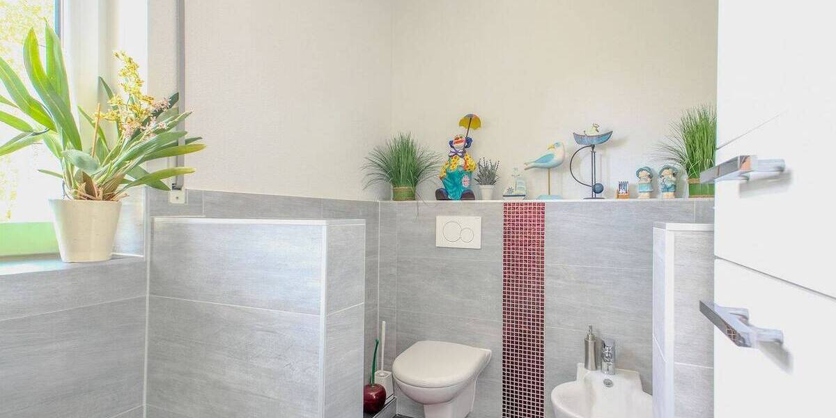 Doppelhaushälfte München Allach-Untermenzing - 7 Zimmer, 145 m&sup2;, 1.549.000&euro; | Angebot:26695661