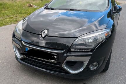 Renault Megane 228.000 km 2.500 &euro; Tirschenreuth 95643