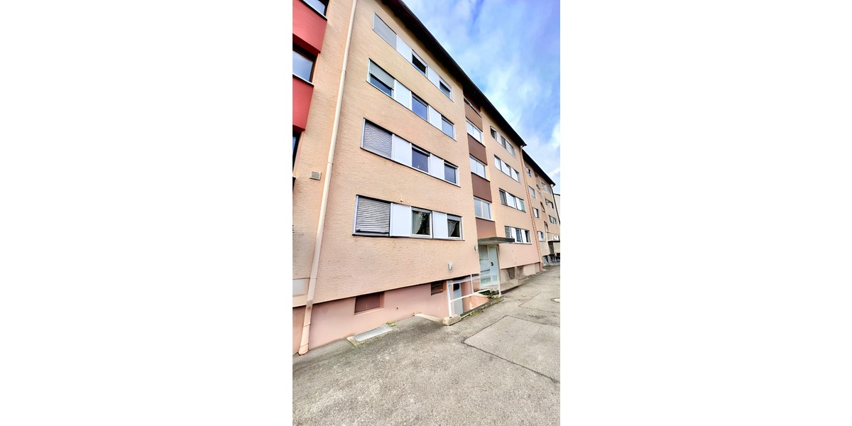 Mehrfamilienhaus mit 9 Wohneinheiten in Singen zu verkaufen - Mehrfamilienhaus, Wohnhaus Singen | Angebot:18529492