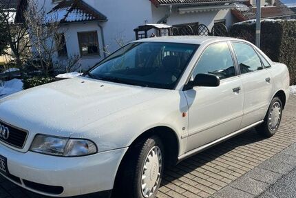 Audi A4 30.082 km 8.899 &euro; Neustadt an der Orla 07806