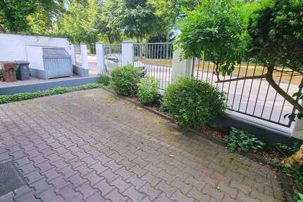 Wohnung zum Mieten in Krefeld 830 € 84.5 m² 2 zimmer