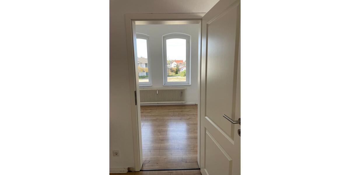 Erdgeschoßwohnung Kalletal - 3.5 Zimmer, 90 m&sup2;, 570&euro; | Angebot:26238280