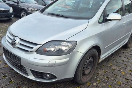 VW Golf 108.000 km 1.790 &euro; Boppard/Bad Salzig 56154