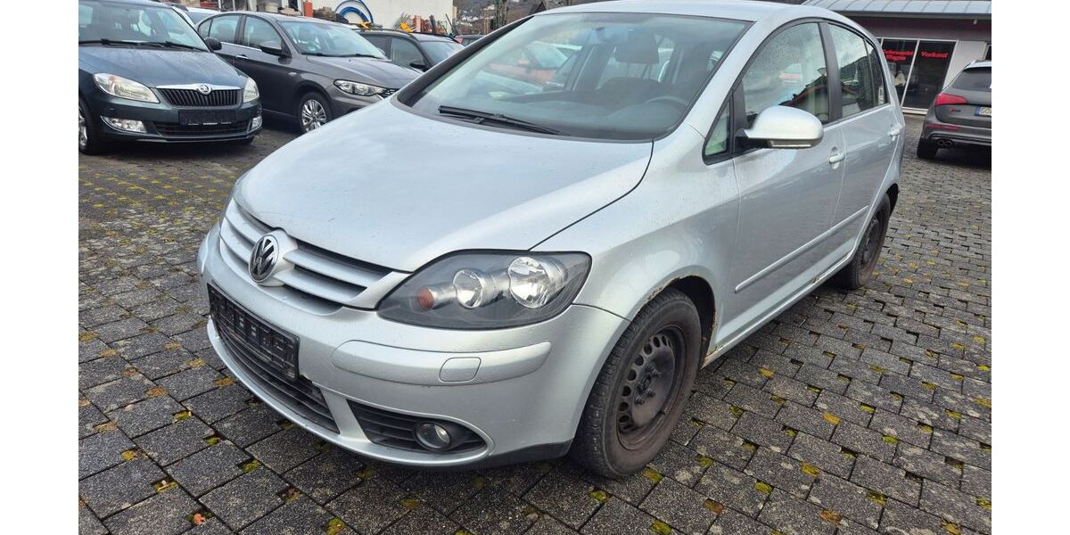VW Golf 108.000 km 1.790 &euro; Boppard/Bad Salzig 56154