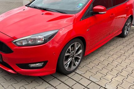 Ford Focus 170.000 km 6.950 &euro; Gotha 99867