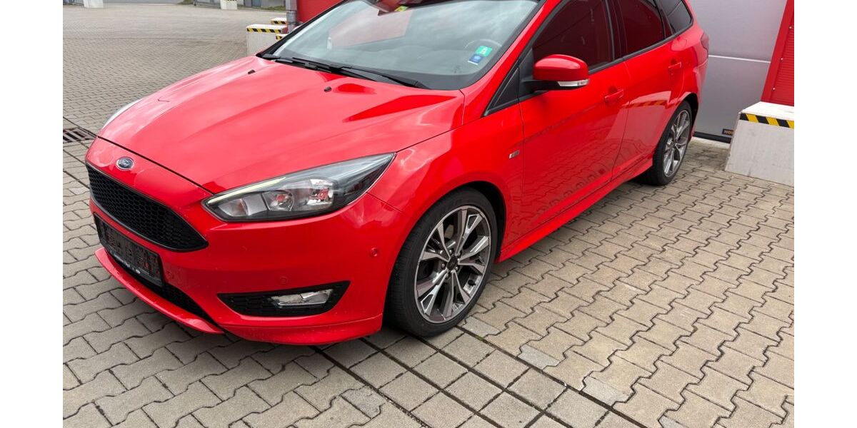 Ford Focus 170.000 km 6.950 &euro; Gotha 99867