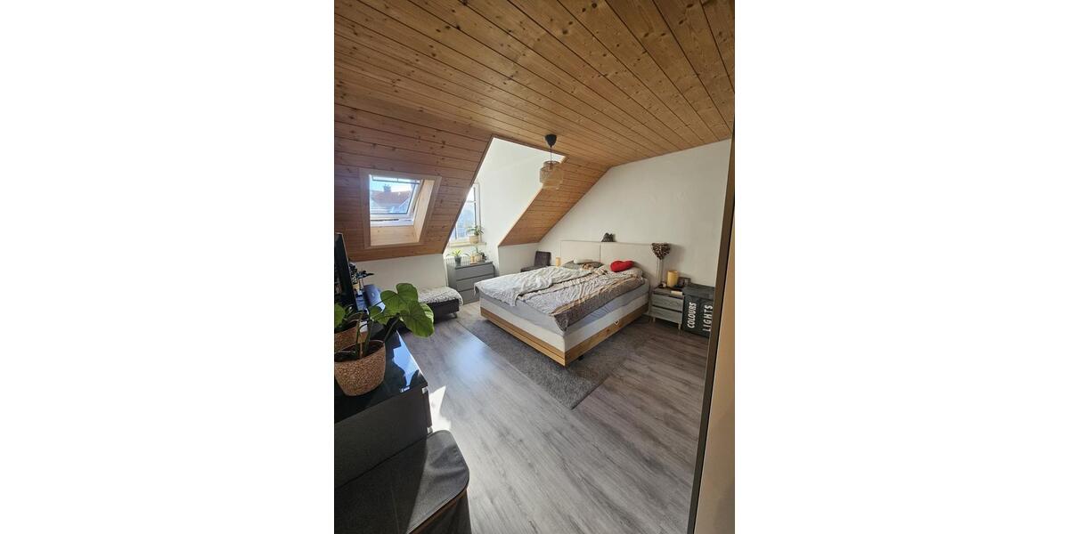 Dachgeschoßwohnung Peißenberg - 3 Zimmer, 79 m&sup2;, 355.000&euro; | Angebot:26876842
