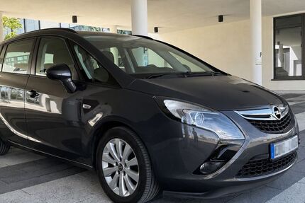 Opel Zafira Tourer 160.000 km 5.800 &euro; München 81243