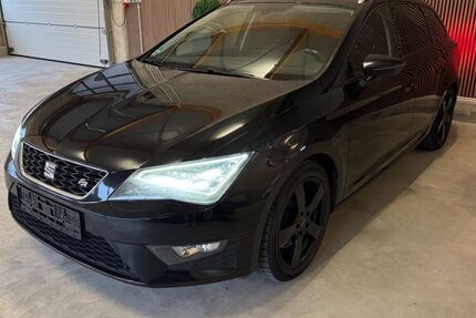 Seat Leon 193.551 km 7.999 € Horhausen 56593