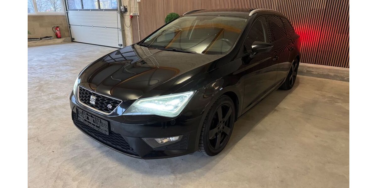 Seat Leon 193.551 km 7.999 € Horhausen 56593