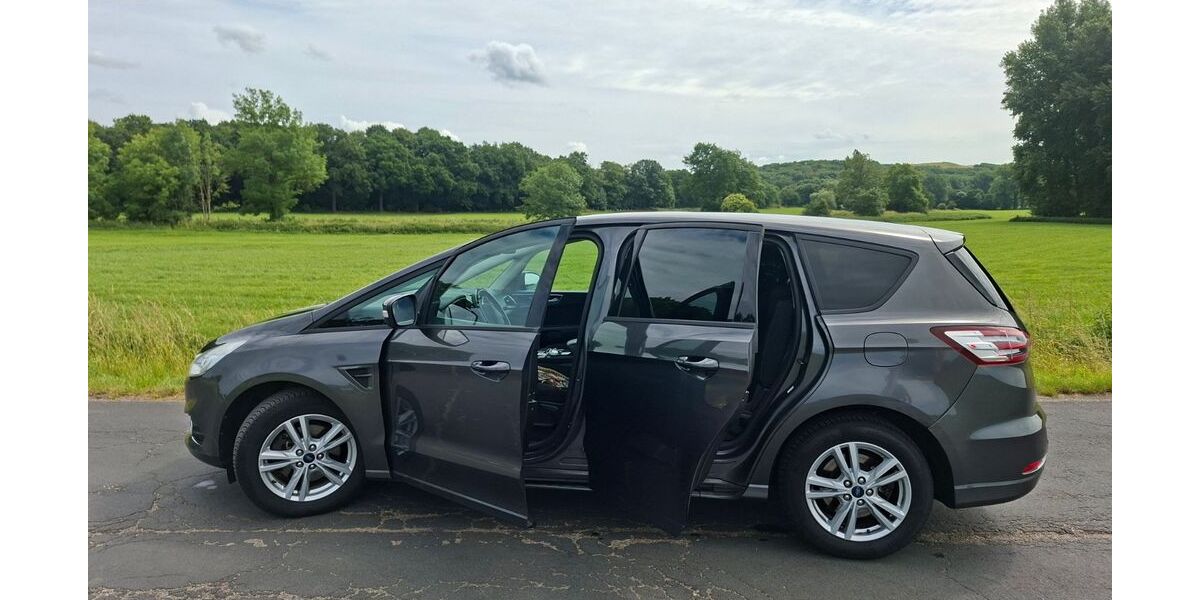 Ford S-Max 140.000 km 13.900 &euro; Kamp-Lintfort 47475