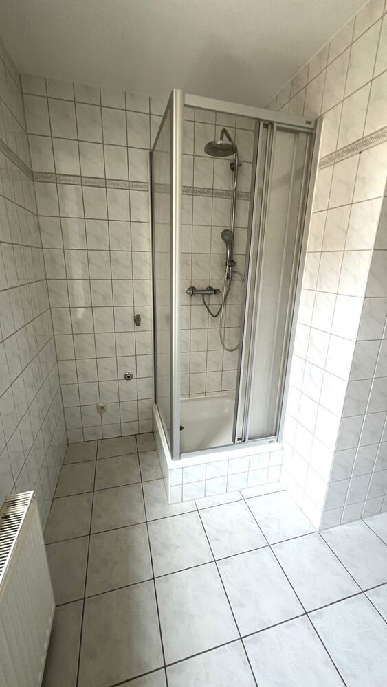 Wohnen im Grünen - schöne ruhige 3-Zimmer-Erdgeschoßwohnung