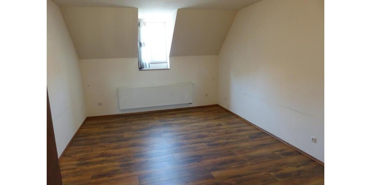Etagenwohnung Kaiserslautern Engelshof - 4 Zimmer, 1 m&sup2;, 1.250&euro; | Angebot:26429801