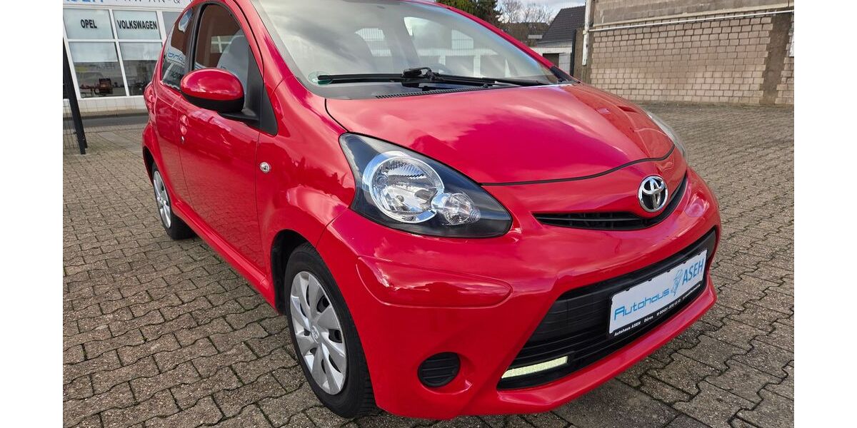 Toyota Aygo (X) 91.900 km 4.790 &euro; Düren 52353