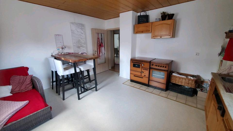 Erdgeschoßwohnung Bernhardswald - 5 Zimmer, 130 m&sup2;, 700&euro; | Angebot:26315189