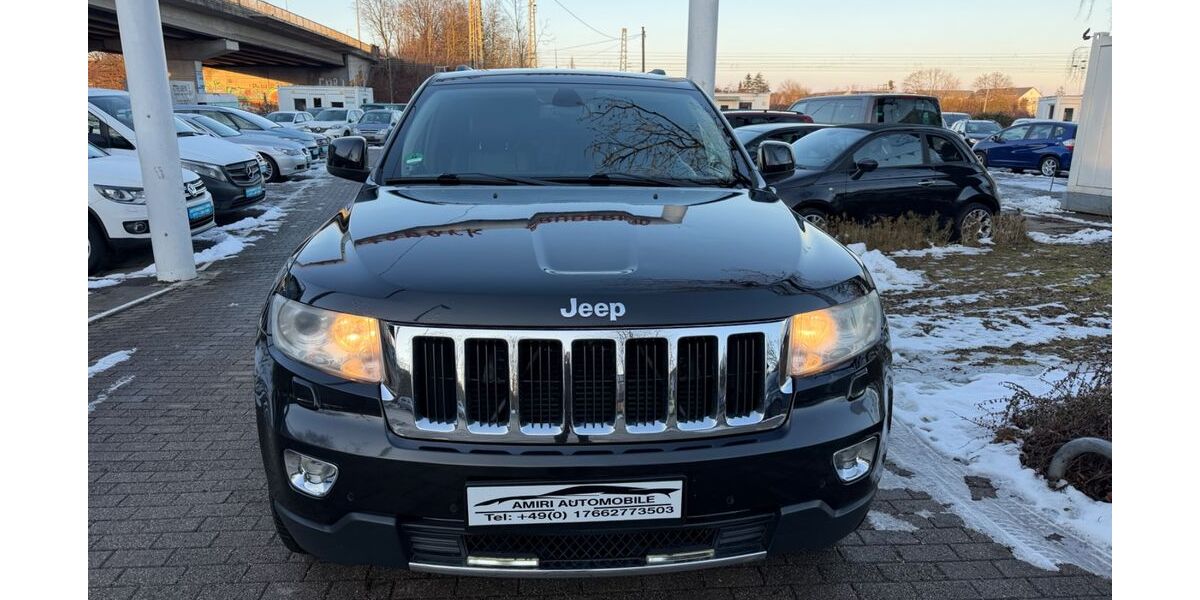 Jeep Grand Cherokee 219.927 km 9.600 &euro; München OT Trudering-Riem 81825