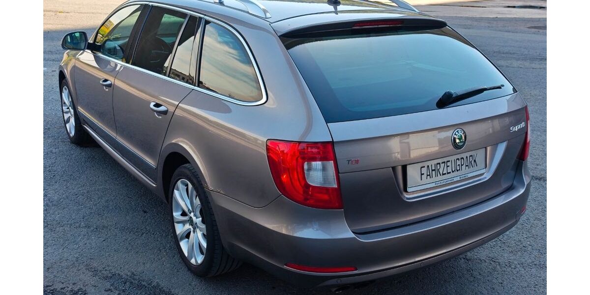Skoda Superb 383.244 km 3.739 &euro; Siegen 57080