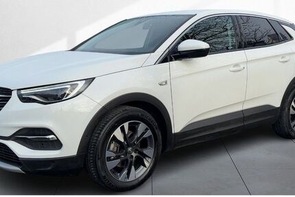 Opel Grandland (X) 43.951 km 14.750 € Dresden 01067