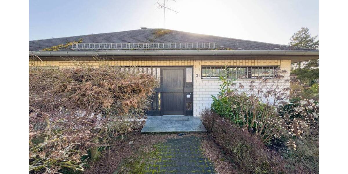 Einfamilienhaus Limburg - 5 Zimmer, 218 m&sup2;, 899.000&euro; | Angebot:26799325