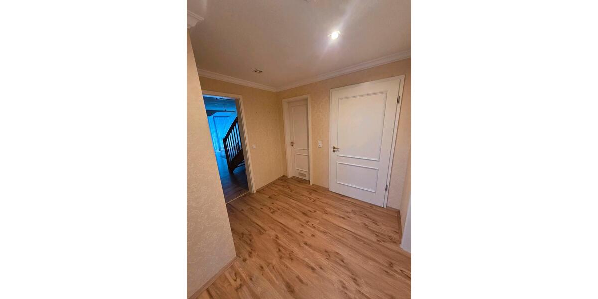 Maisonettenwohnung Mellrichstadt - 4.5 Zimmer, 99 m&sup2;, 250.000&euro; | Angebot:25261239