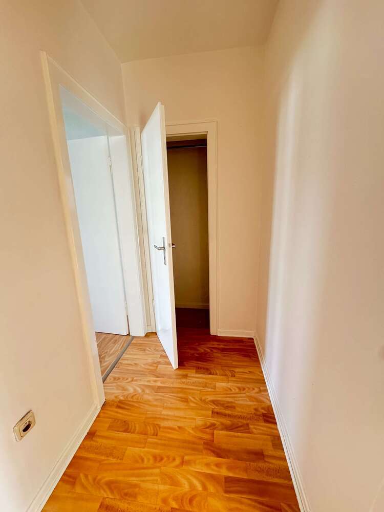 Wohnung zum Mieten in Duisburg 350 € 35 m²