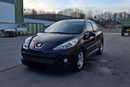 Peugeot 207 210.000 km 2.250 &euro; Landsberg am Lech 86899