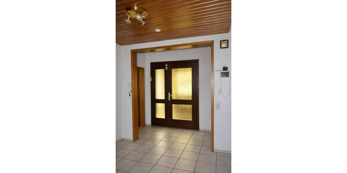 Bungalow Titisee-Neustadt Neustadt - 6 Zimmer, 175 m&sup2;, 420.000&euro; | Angebot:26239395