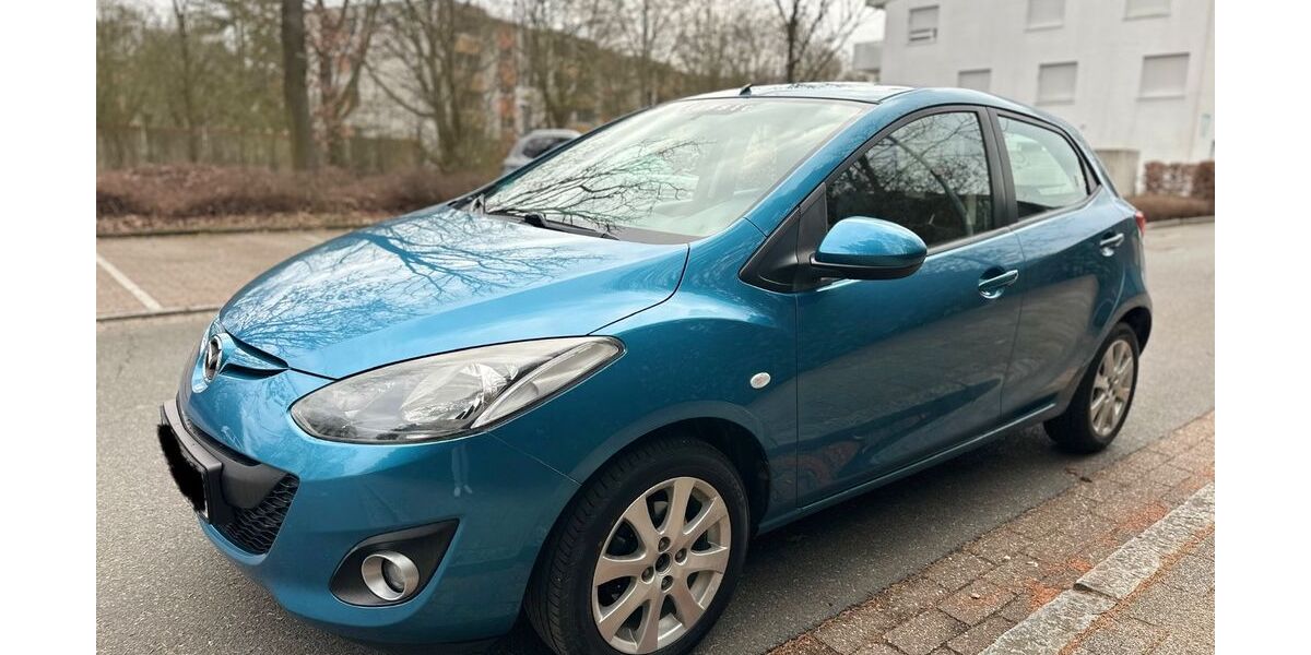Mazda 2 149.000 km 3.299 &euro; Bremen 28277