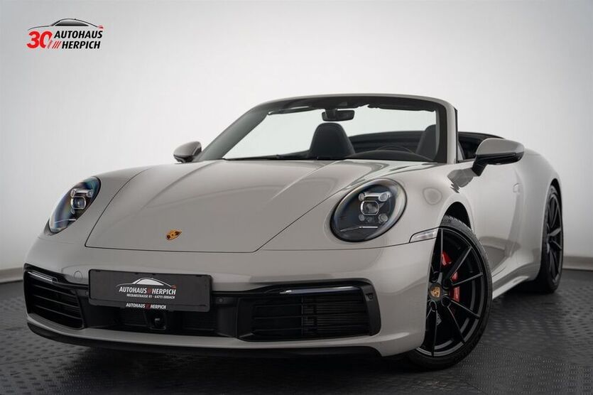 992