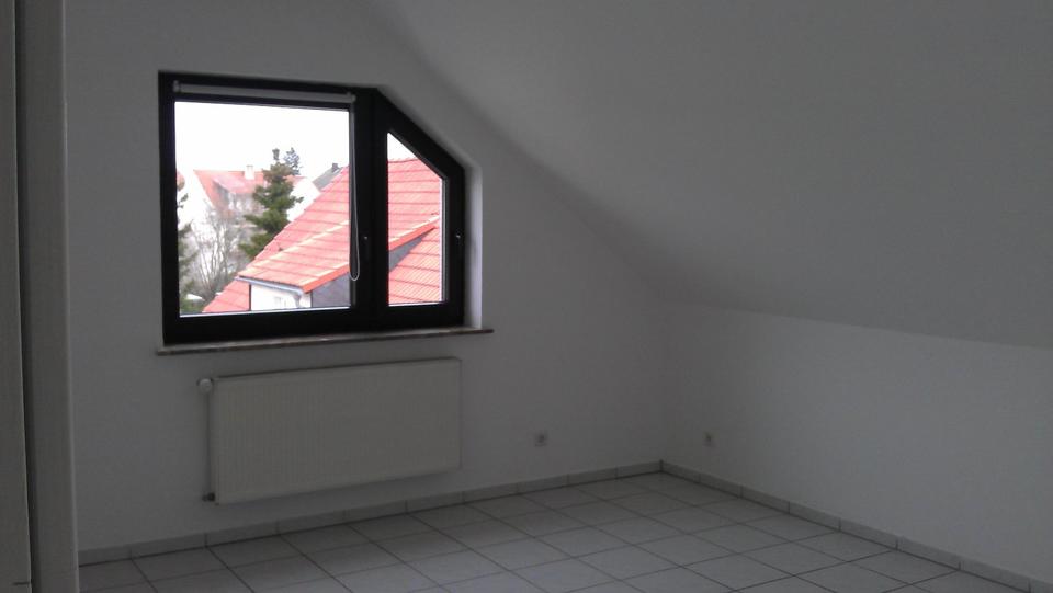 Dachgeschoßwohnung Pfungstadt - 3 Zimmer, 91 m&sup2;, 1.100&euro; | Angebot:25648794