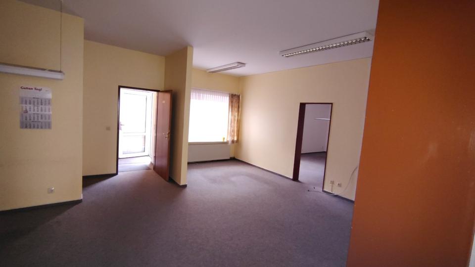 Freie Gewerbe-Büroräume in zentraler Lage von Husum 5 zimmer