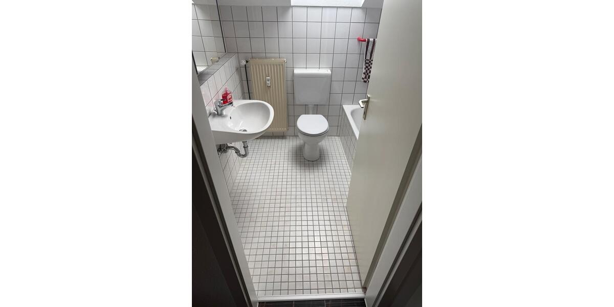 Etagenwohnung Homburg - 1.5 Zimmer, 33 m&sup2;, 75.000&euro; | Angebot:27299021
