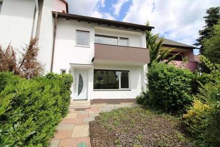 Haus zum Mieten in Nürnberg 1.850 € 120 m²