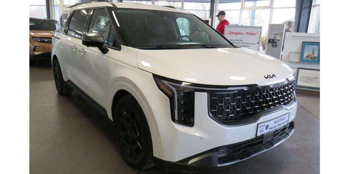 Kia Carnival 10.637 km 79.600 &euro; Rostock- Roggentin 18184