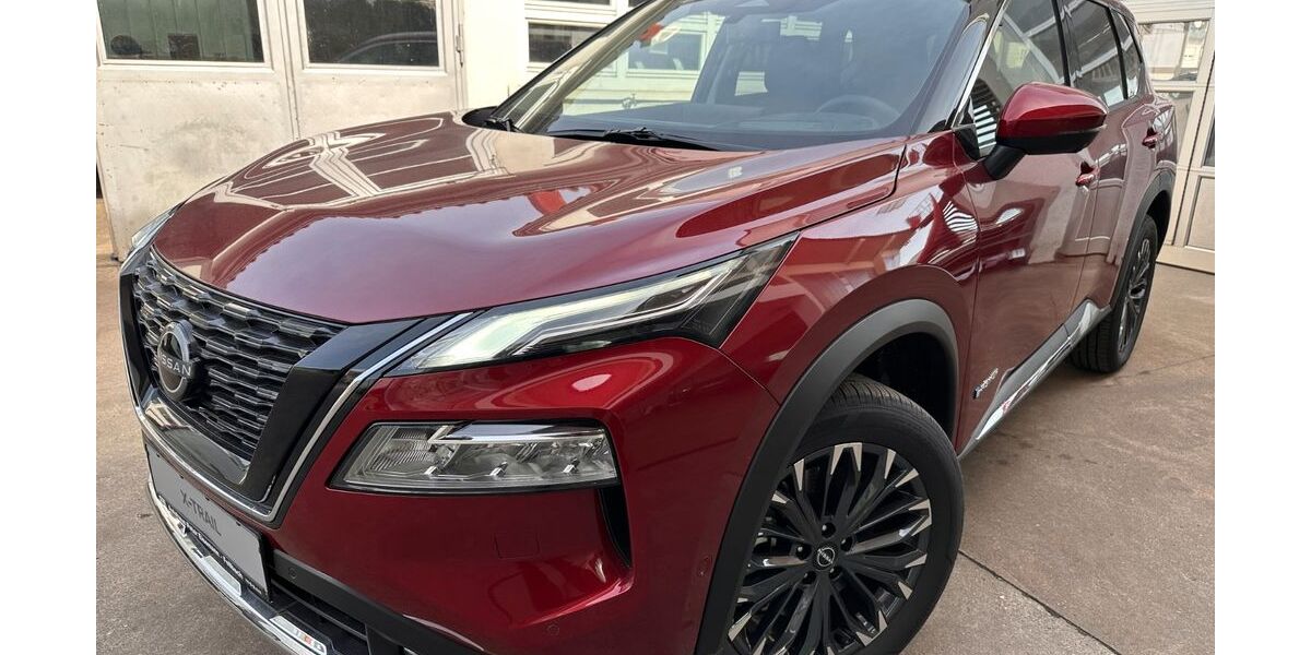 Nissan X-Trail 4.000 km 41.950 &euro; Fellbach 70734